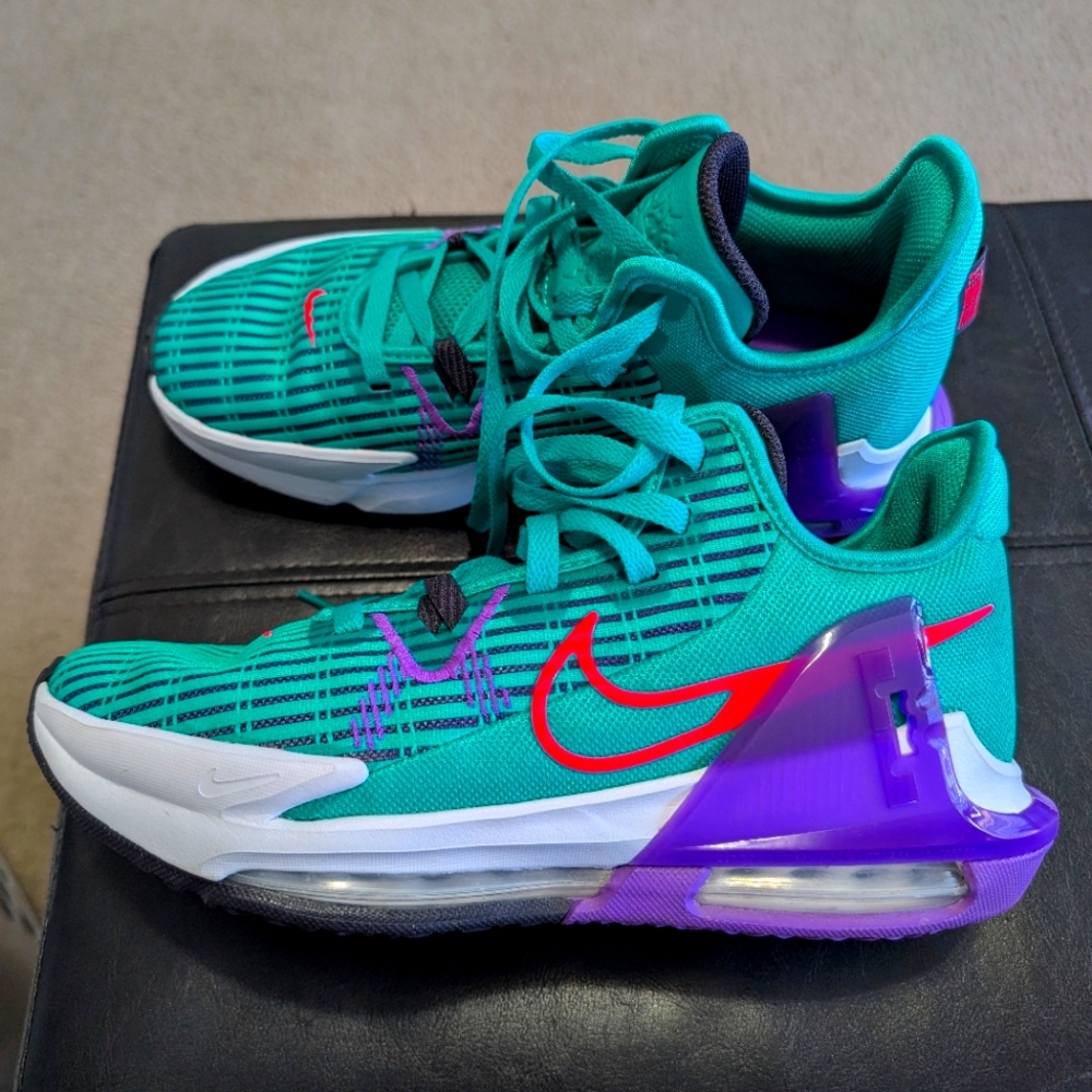 Nike Lebron James